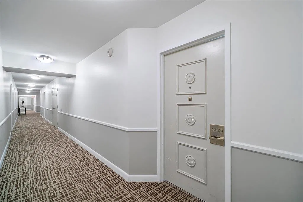 300 Three Islands Blvd — Photo 3