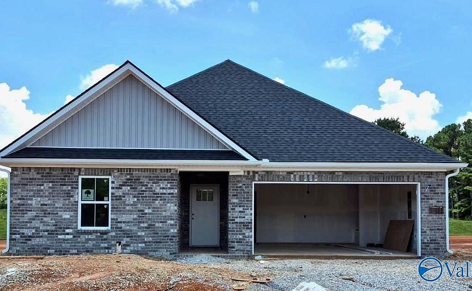 2nd image of 114 Izell Dr