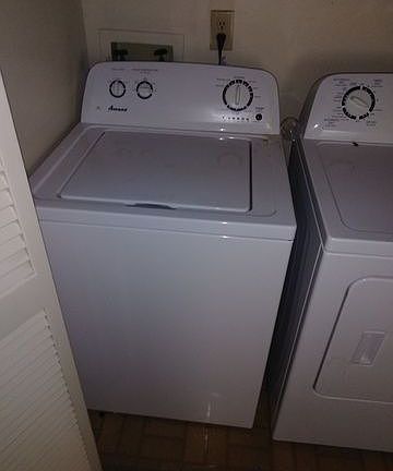 5th image of 6331 Cambridge Dr APT 3