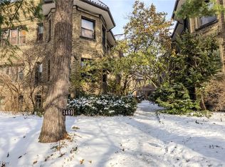 2469 Overlook Rd APT 11, Cleveland, OH 44106