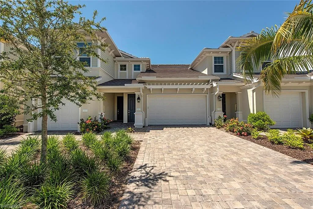 Building Photo - 6972 Avalon Cir #1007