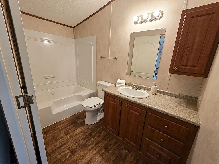 Swan Lake - Rent to Own — Photo 39