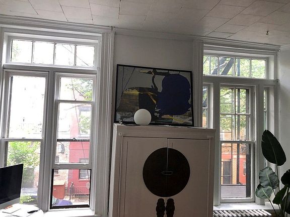 3rd image of 325 W 4th St APT 4f
