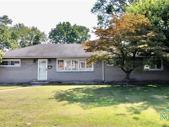 1118 Rochelle Rd, Toledo, OH 43615