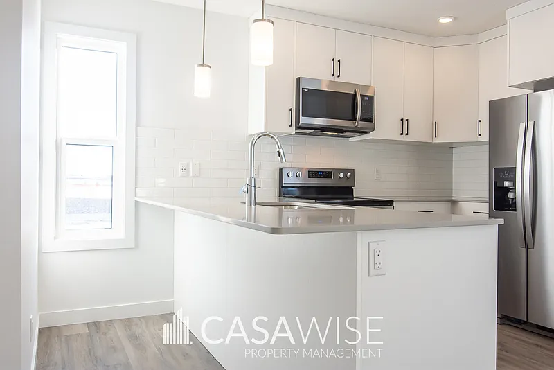 1 bed, 1.0 bath, 607 sqft, $1,200 — Photo 3