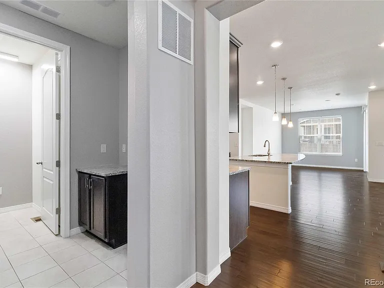 14700 Oslo Ave — Photo 5