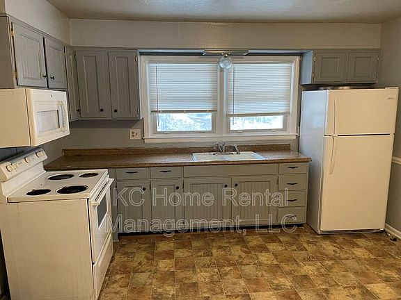 2nd image of 4323 Laurel Ave
