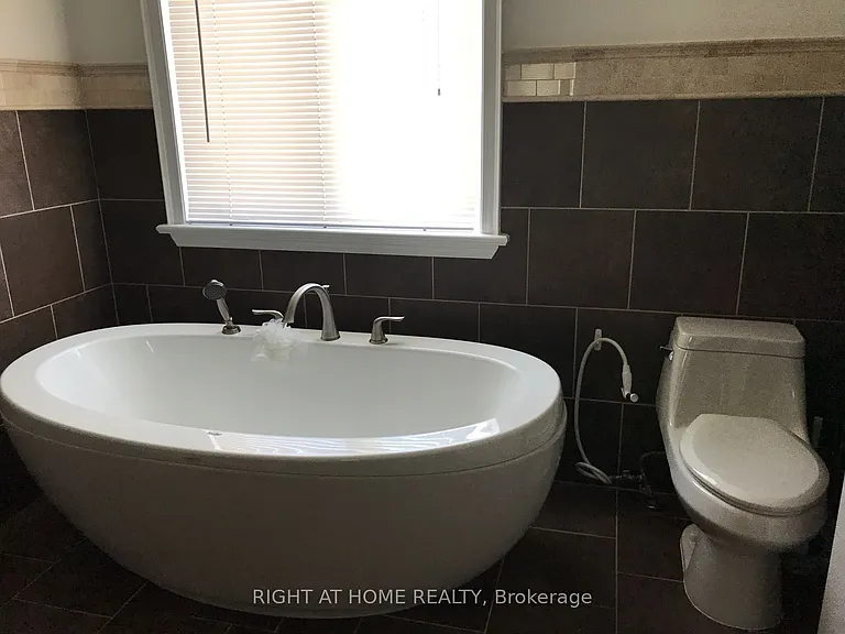 129 Rocky Hill Dr — Photo 11