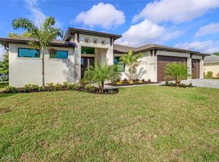 1441 SE 19th Lane Cpe, Coral, FL 33990