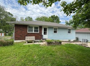 1606 N Ponca Dr, Independence, MO 64058
