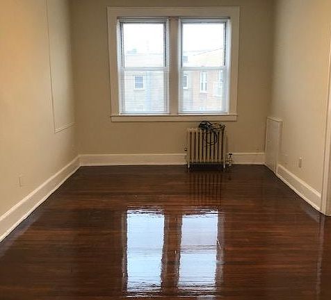 3rd image of 146 N Walnut St #123-05