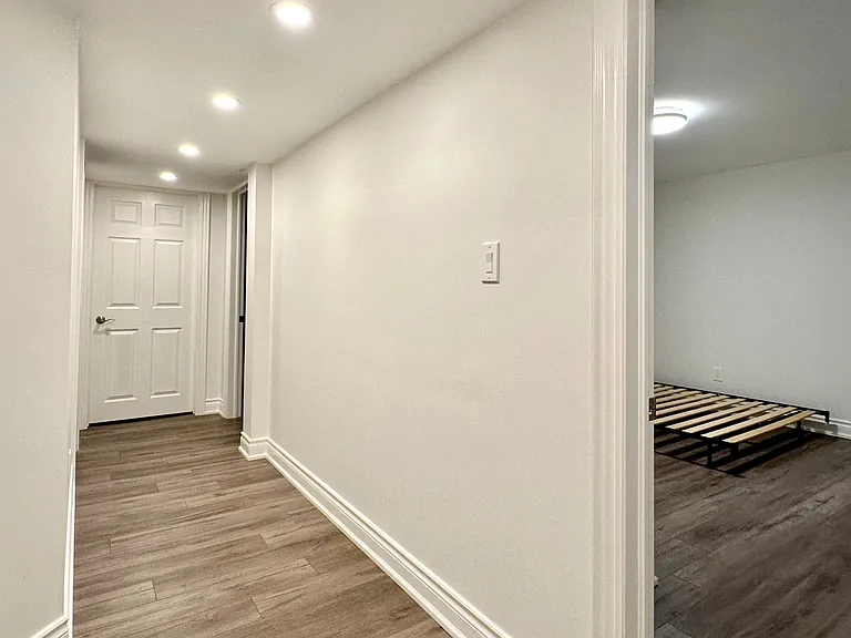 400 Skyline Ave #37 — Photo 21