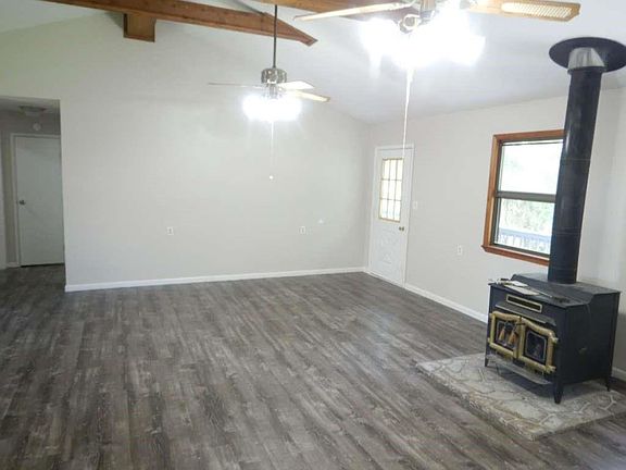4th image of 203 Ferguson Dr