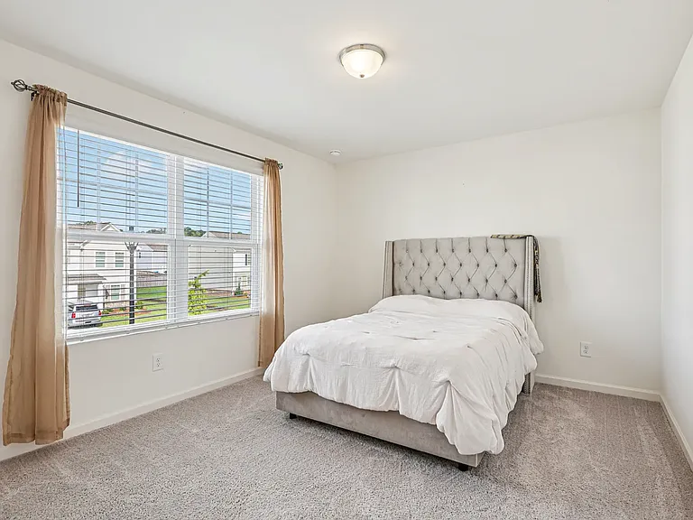 415 Knightsbridge Ln — Photo 13