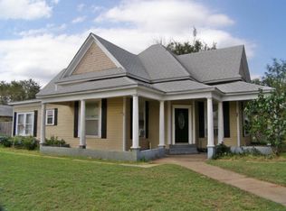 601 W 3rd St, Sweetwater, TX 79556