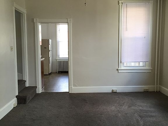 3rd image of 233 S Mulberry St