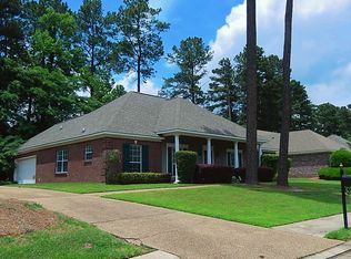 661 Muirwood Cir, Ridgeland, MS 39157