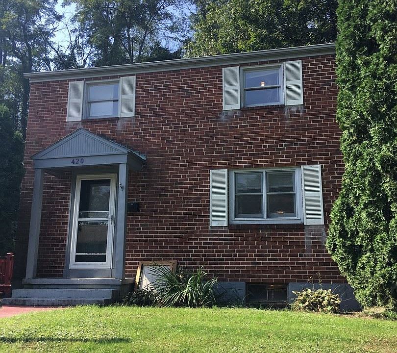 2nd image of 420 Hillside Rd