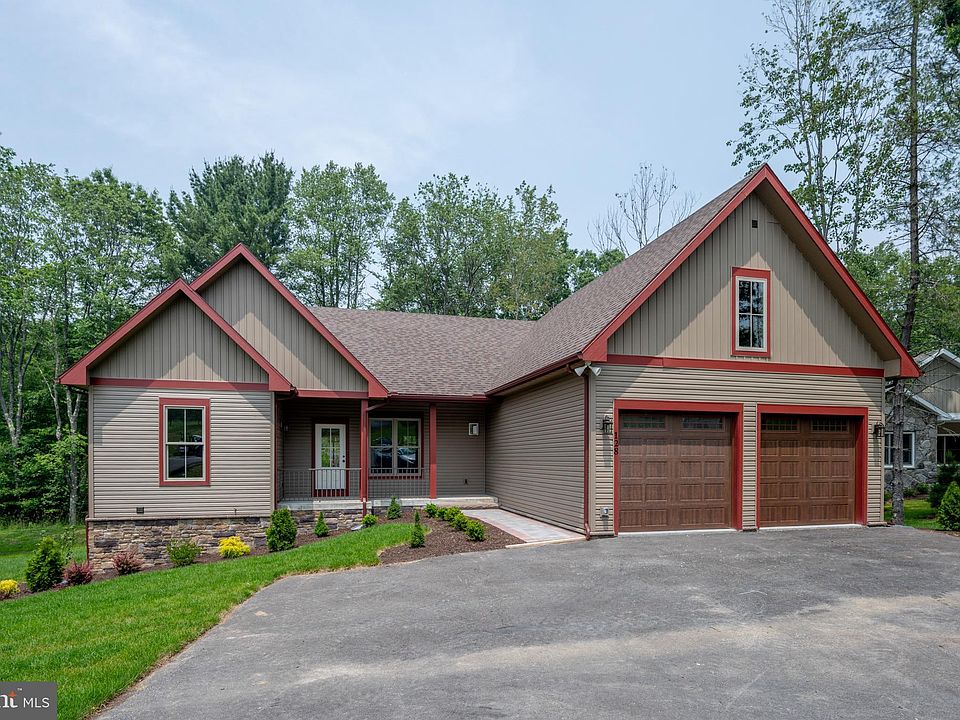 1st image of 128 College Heights Ct