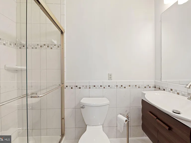 10511 Smithy Ct — Photo 13