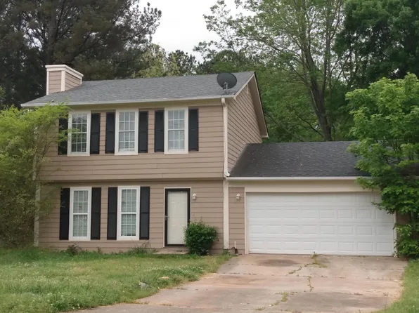 2097 Drake Ct, Lithonia, GA 30058