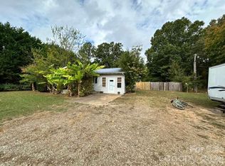 1859 Rollins Dr, Catawba, NC 28609