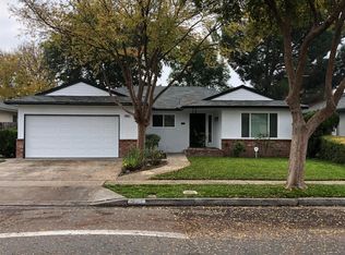 2695 W Acacia Ave, Fresno, CA 93705
