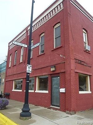 1st image of 145 S Grand Ave