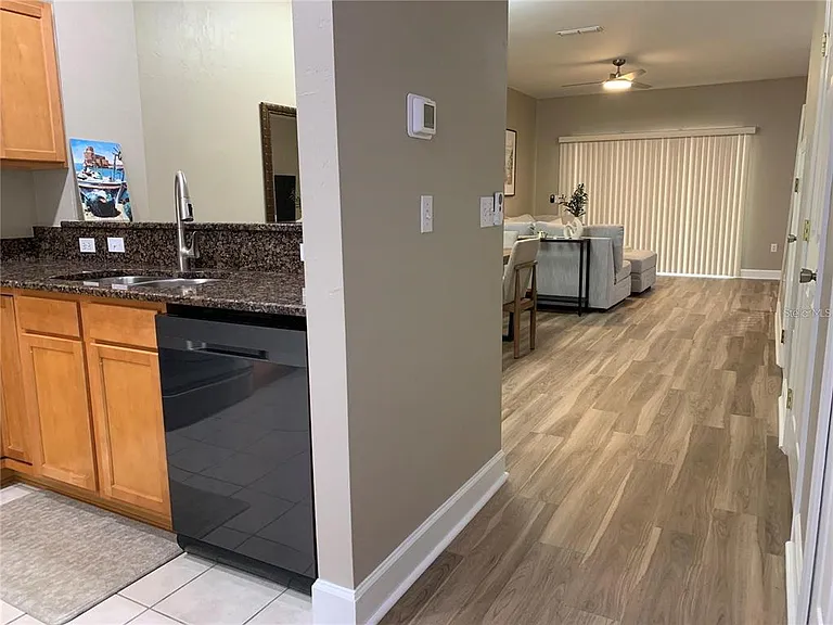 887 NW 21st Ave #887 — Photo 10