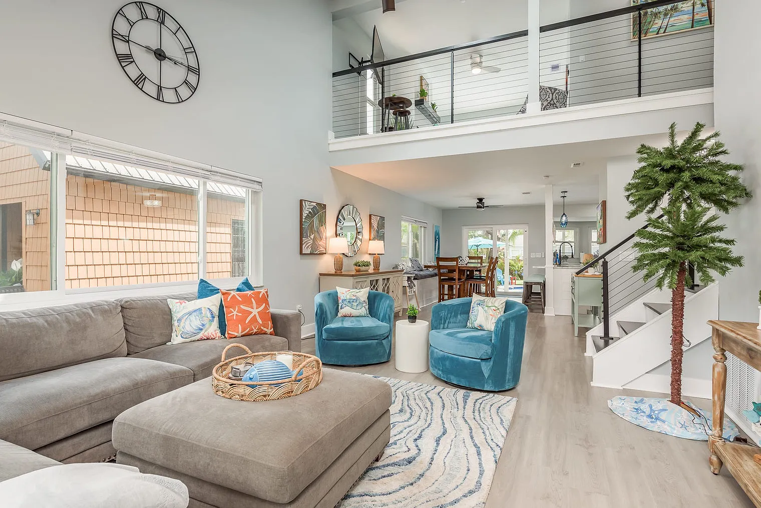 4 bed, 3.0 bath, 2098 sqft, $12,761 — Photo 1