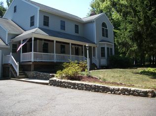 4 High Plain Ter, Walpole, MA 02081