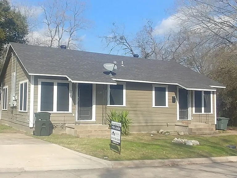 502 Homestead St #B — Photo 2