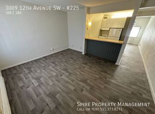 3009 12th Ave SW APT 225, Cedar Rapids, IA 52404