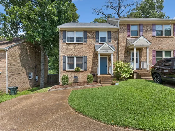 1013 Pleasant View Dr, Nashville, TN 37214