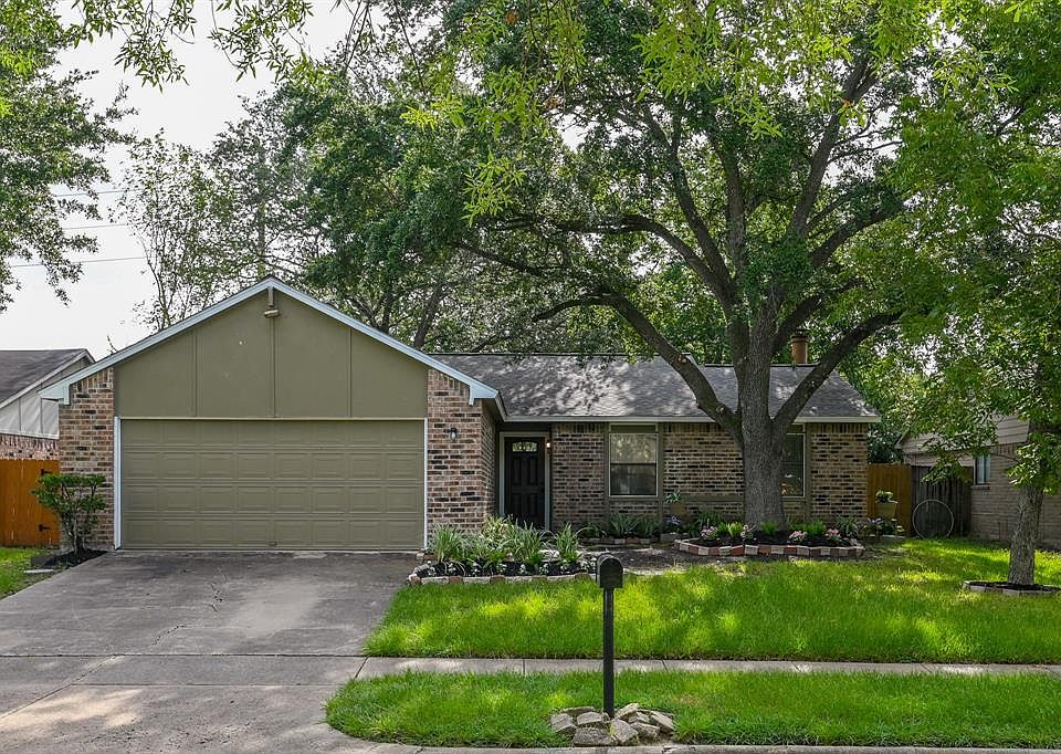 1st image of 6610 Loch Langham Dr