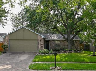 6610 Loch Langham Dr, Houston, TX 77084