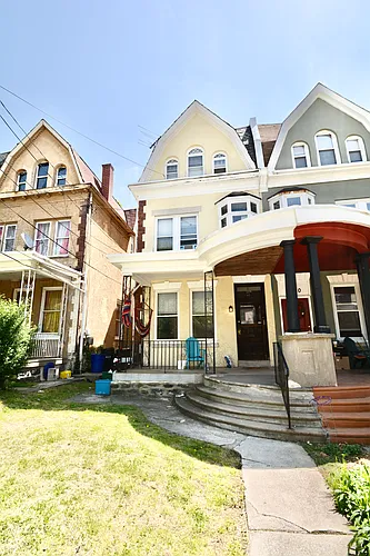 218 W Penn St #1 Photo 1 218 W Penn St #1 Photo 1