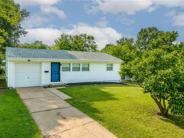 6103 N Tracy Ave, Kansas City, MO 64118