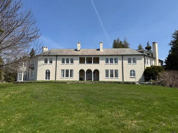 399 Hermit's Point Road, Islesboro, ME 04848