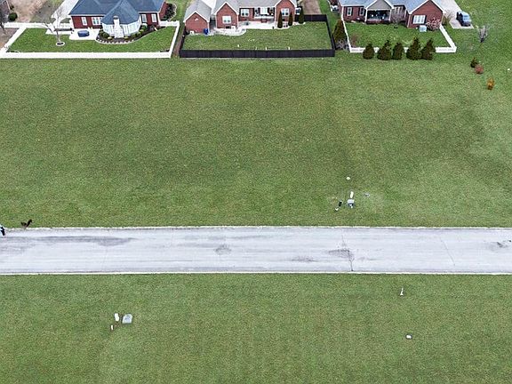 2nd image of 27 & 28 Trents Ln