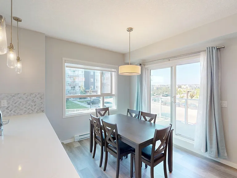 216 Carrington Cres NW — Photo 3