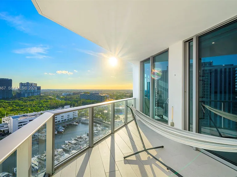 17301 Biscayne Blvd #1803 — Photo 8