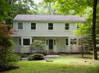 61 W Morris Rd, Washington Depot, CT 06794