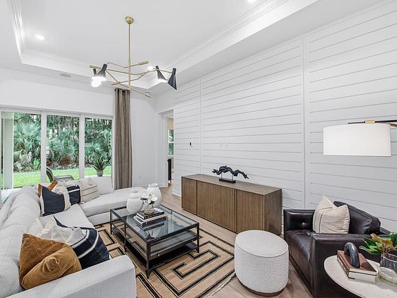 7th image of this home