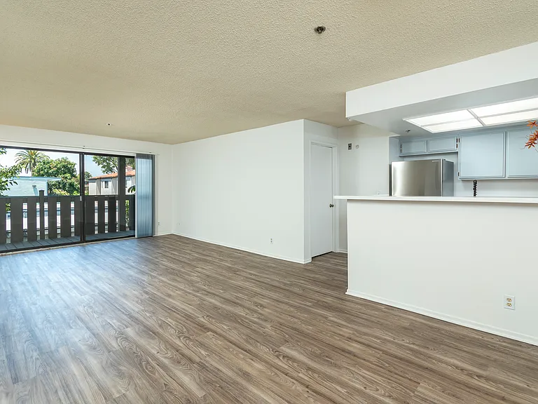 Windrose Place Pasadena — Photo 48