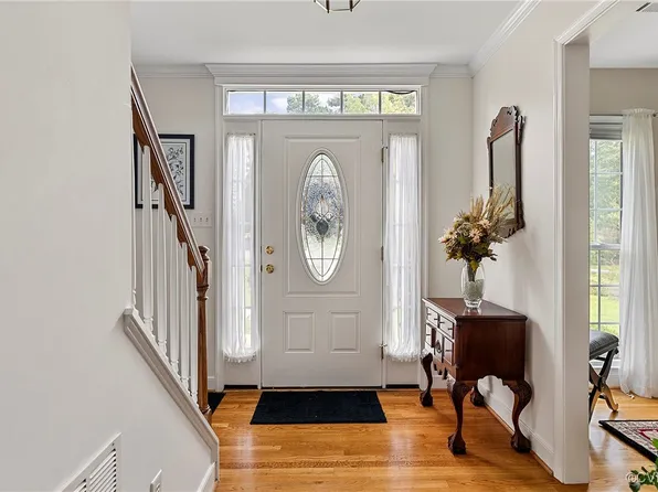 10305 Fraser Ct, Henrico, VA 23233