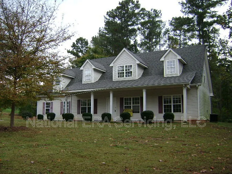 105 Bradford Pl — Photo 1
