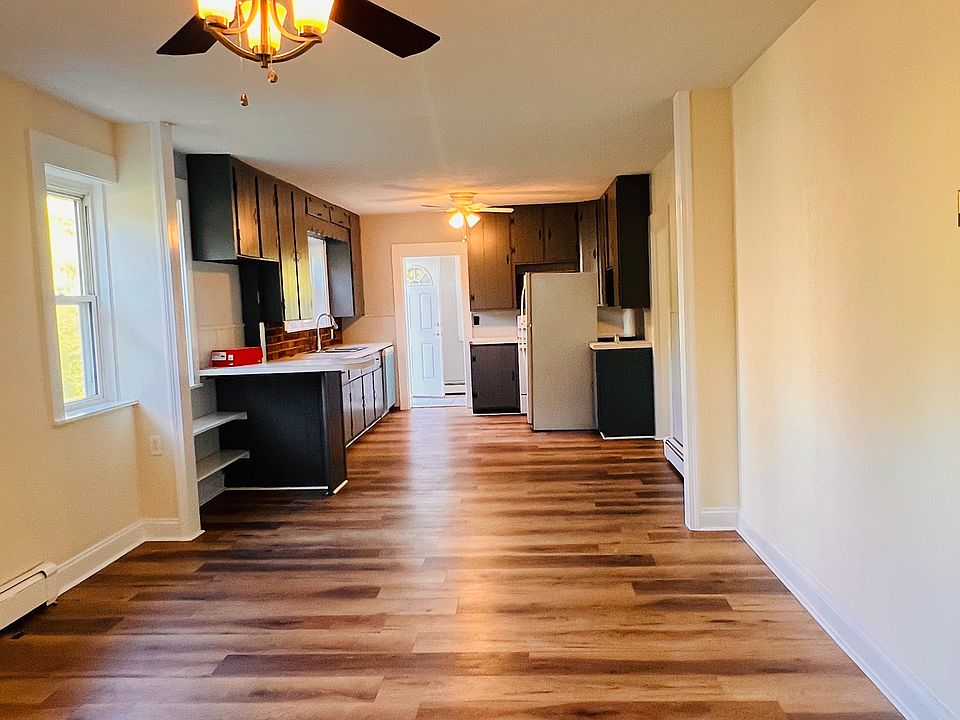 1st image of 35 Bungay Rd #1