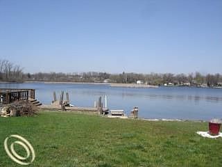 3rd image of 1500 Lakeview Dr