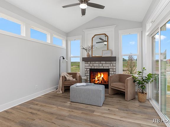 3rd image of 3767 Lenheer Dr #3